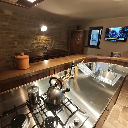 Il Fienile לינה וארוחת בוקר